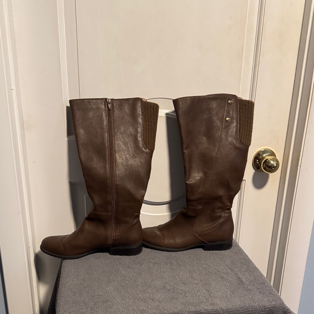 Life Stride Brown Heeled Boots